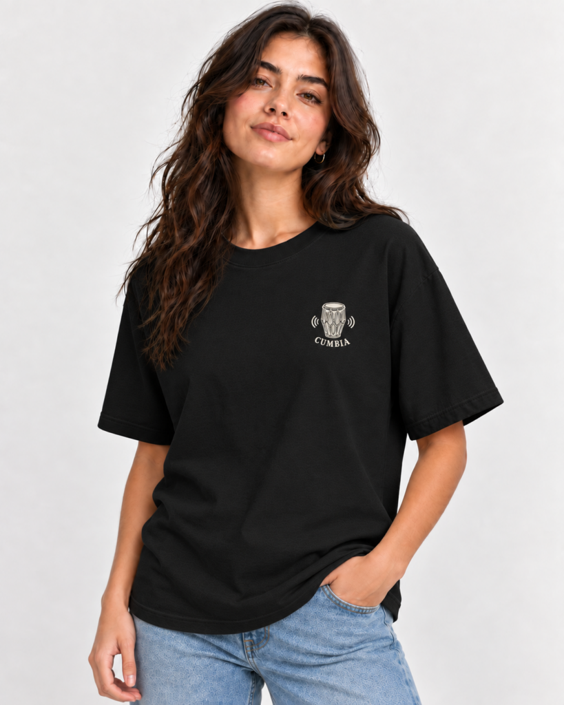 Camiseta Cumbia negra, vista frente